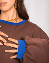 Contrasting hem round neck sweater