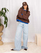 Contrasting hem round neck sweater