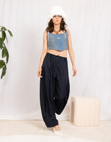Pleated relaxed tapered trousers