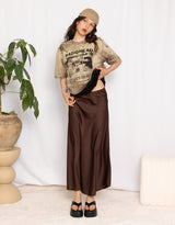 Flowy midi skirt