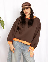 Contrasting hem round neck sweater