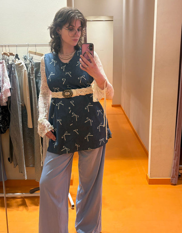 Bow print denim dress