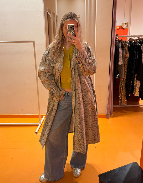 Vintage A.W.A.K.E. MODE coat