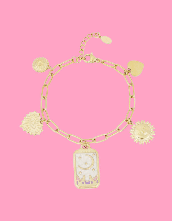 Charms linked bracelet