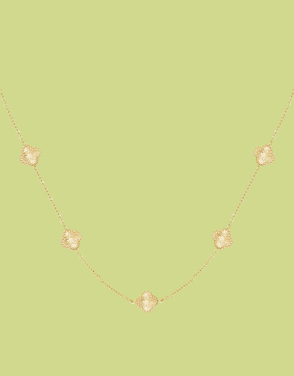 Clover charms necklace