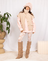 Fluffy sleeveless high collar jacket