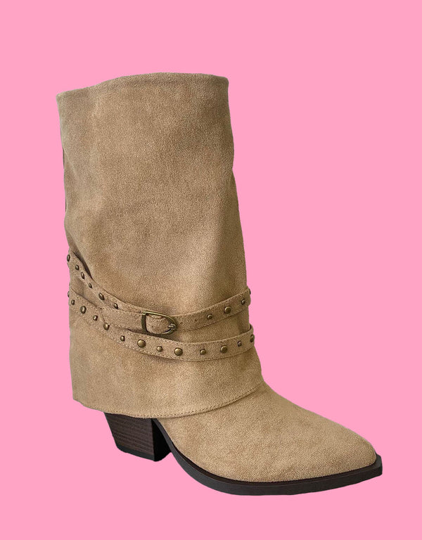 Fold over studs detail boots