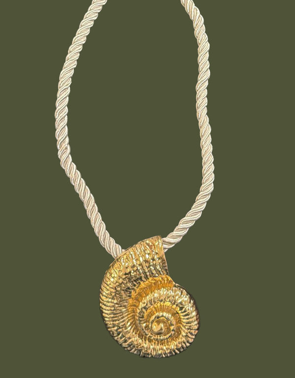 Gold shell necklace