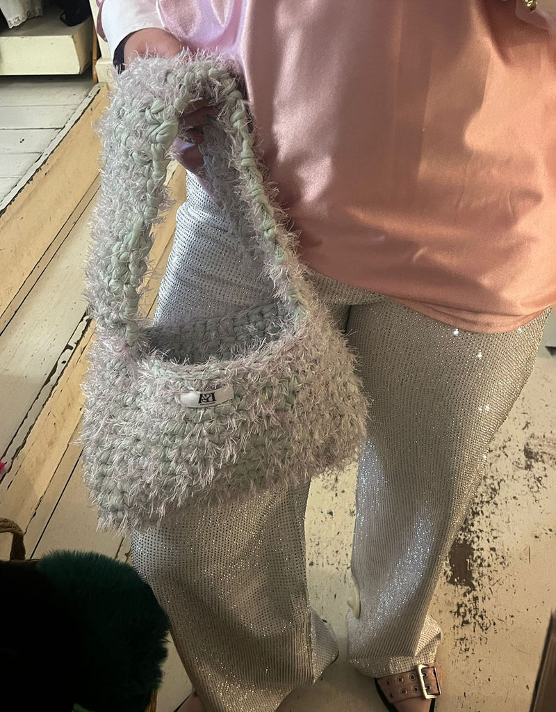 Handmade Atelier Isa fluffy shoulder bag