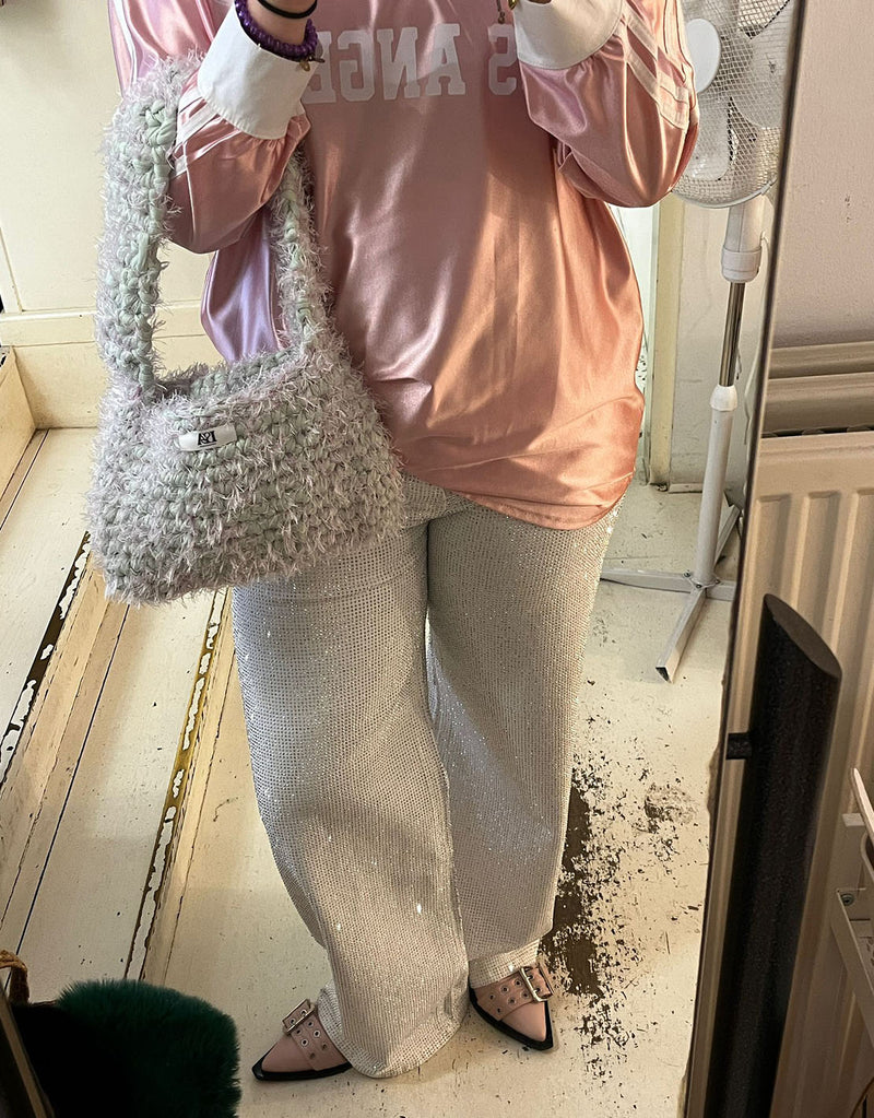 Handmade Atelier Isa fluffy shoulder bag