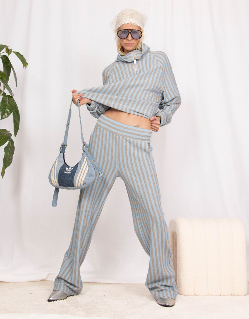 Striped Y2K zip top – JUTKA & RISKA