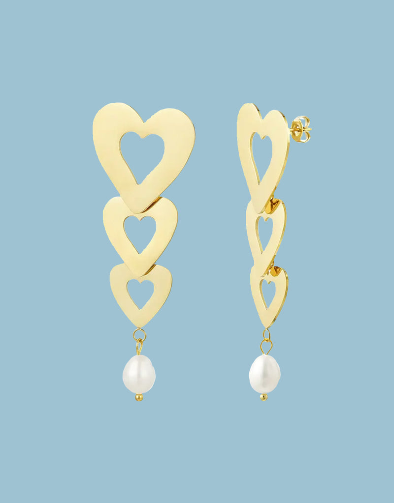 Layered hearts with pearl earrings