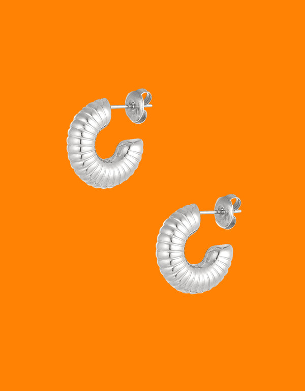 Mini patterned hoop earrings