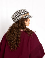 Houndstooth chain baker boy cap