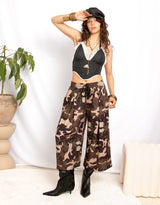 Camouflage cropped wide leg trousers