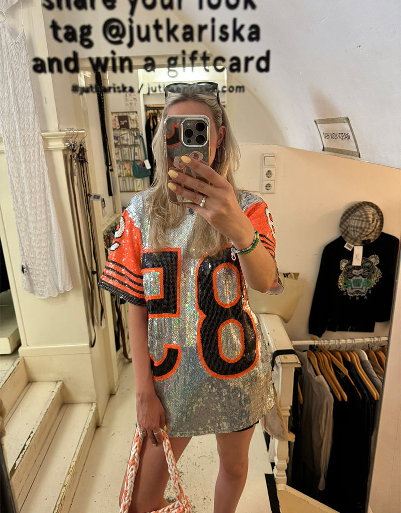 Sporty sequin 85 T-shirt dress