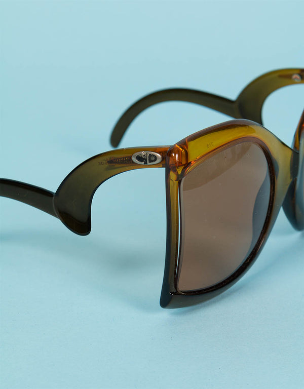 Vintage Dior D09 1970s sunglasses