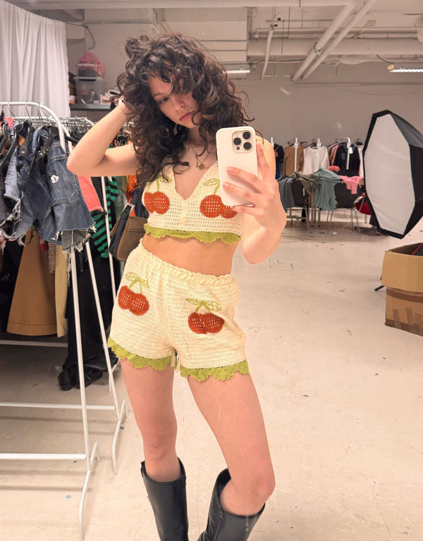 Cherry print crochet short