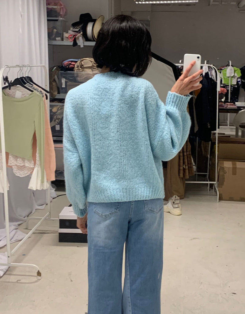 Knitted sweater I