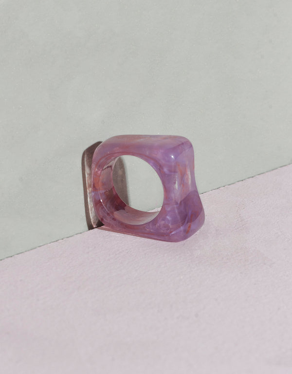 Amorph ring