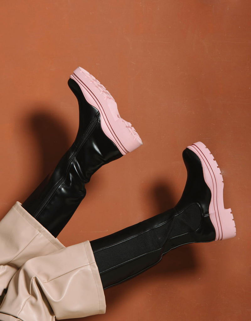 Chunky colored sole Chelsea boots high