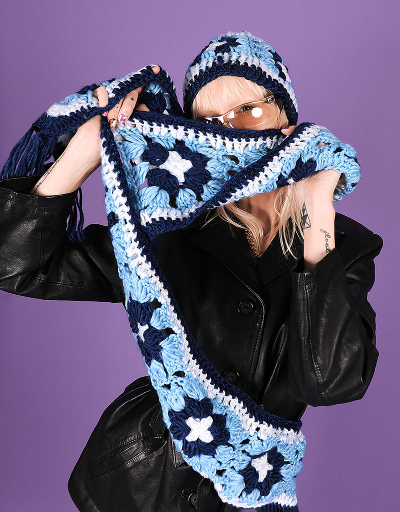 Crochet flower scarf