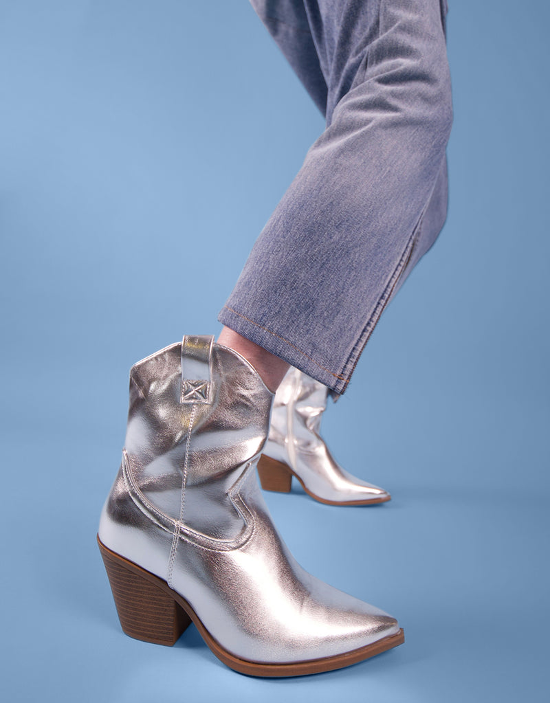 Metallic short cowboy boots
