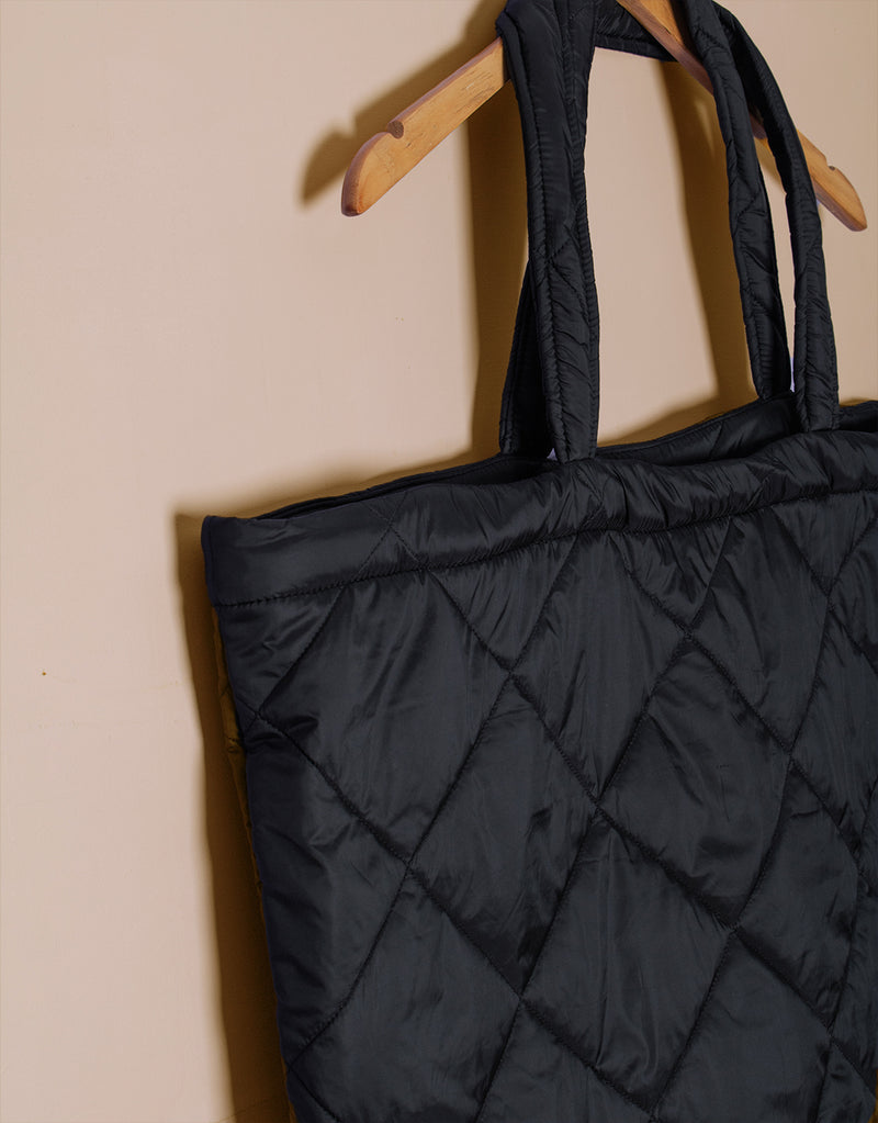 Quilted oversized tote bag
