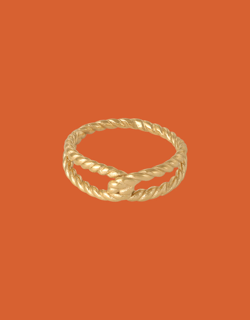 Ring twisted rope