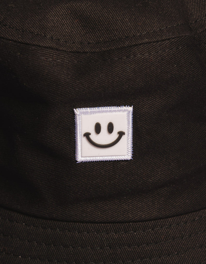 Smiley bucket hat