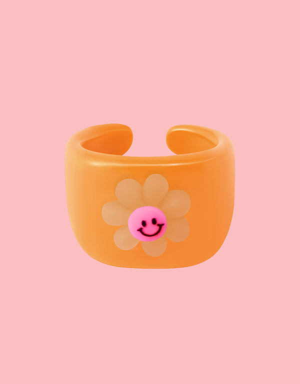 Smiley flower candy ring