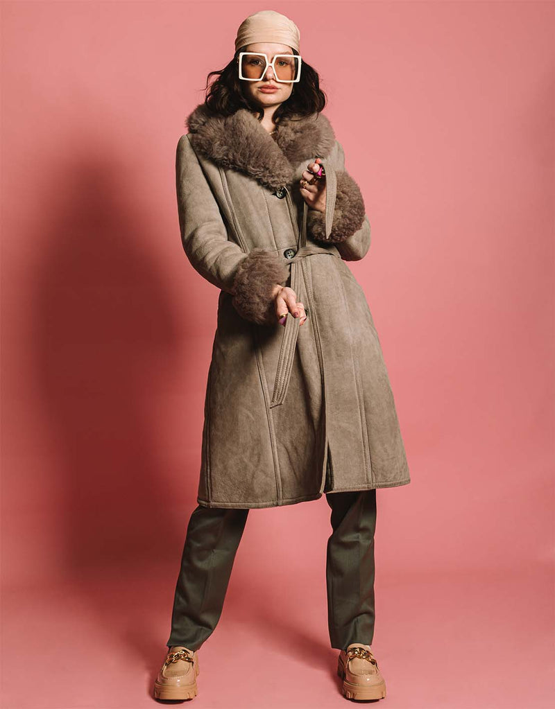Vintage classy faux fur coat