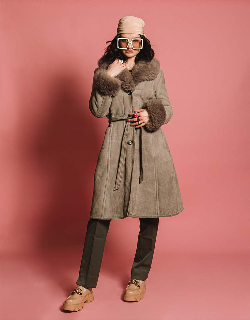 Vintage classy faux fur coat