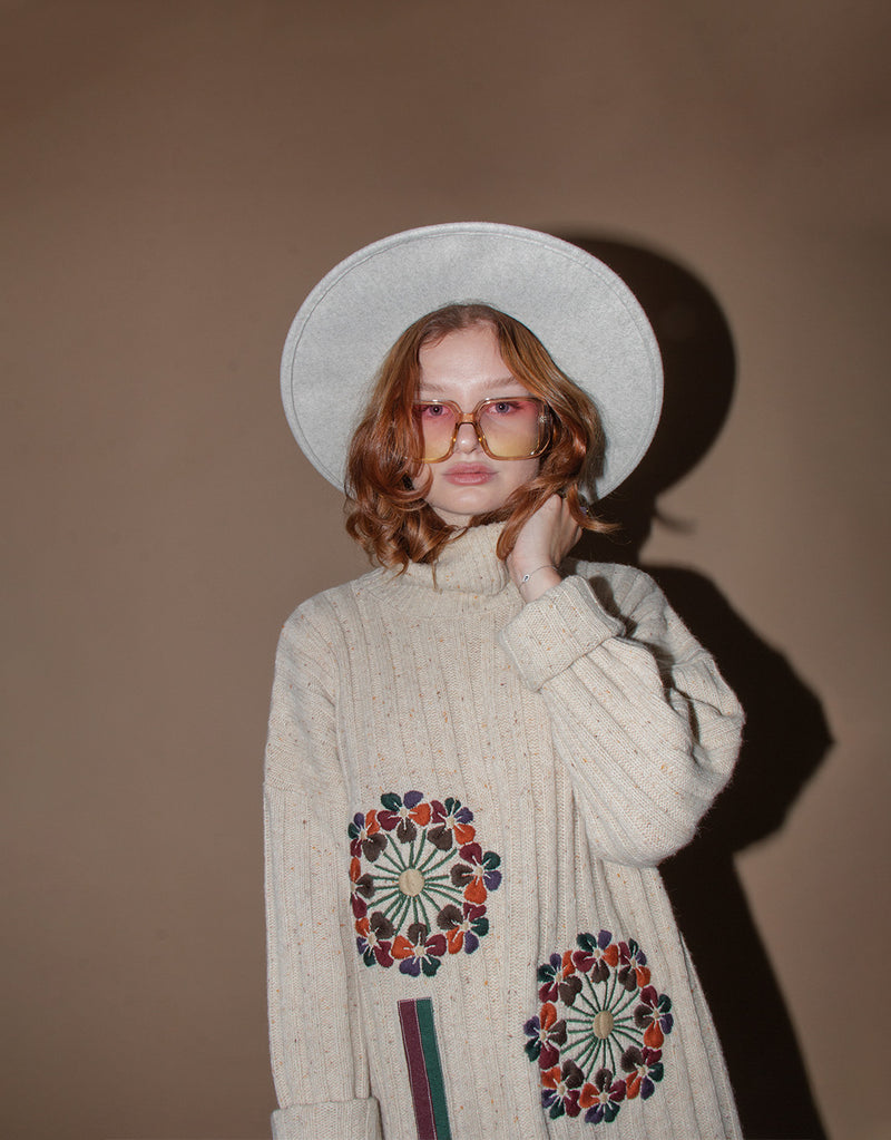 Vintage flower sweater