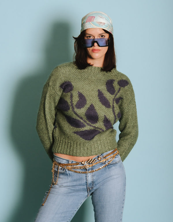 Vintage sweater with leaf print