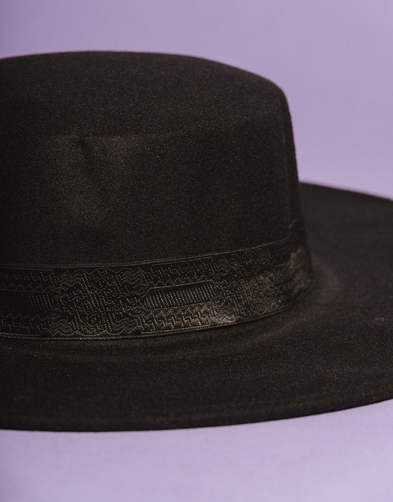 Zorro hat