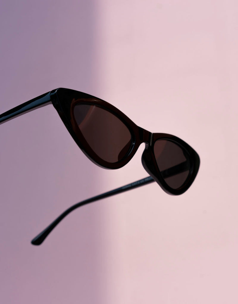 Cat eye sunglasses I