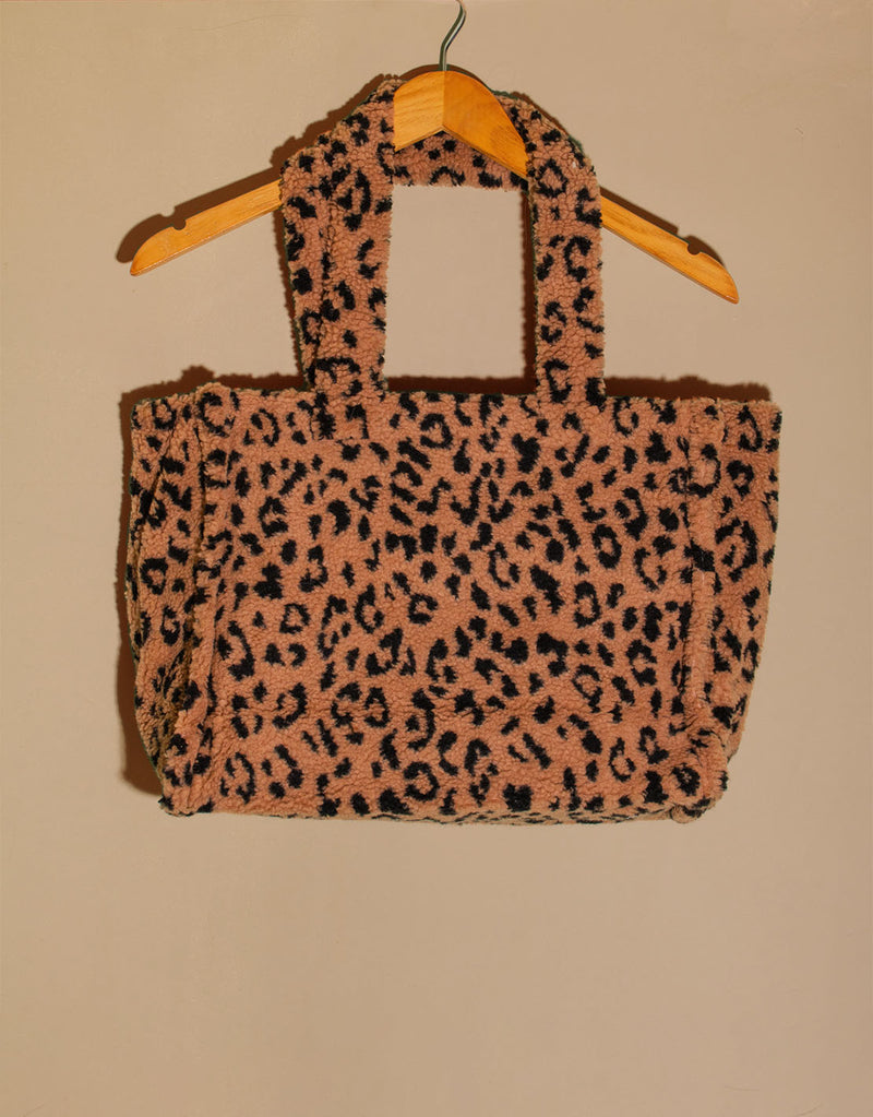 leopard teddy borg tote bag